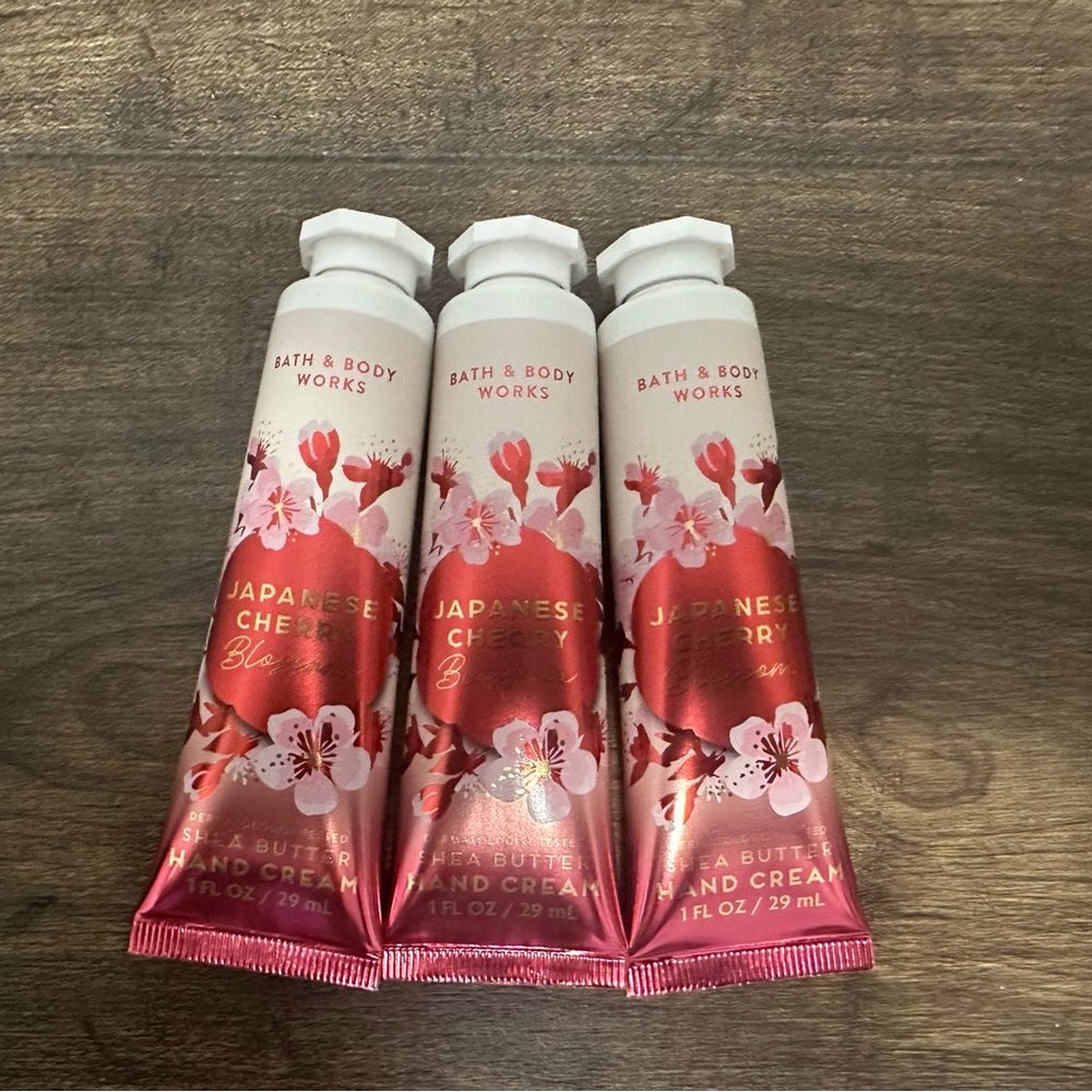 Bath & Body Works Japanese Cherry Blossom Hand Cream Trio